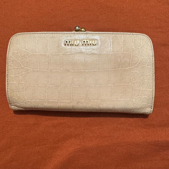 Miumiu walletwith kisslock - Picture 1 of 7